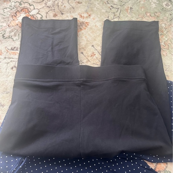 Lands' End Womens Shore Stretch Knit Capri Navy Polka Dot/ Black (2) Size XL - Picture 10 of 11